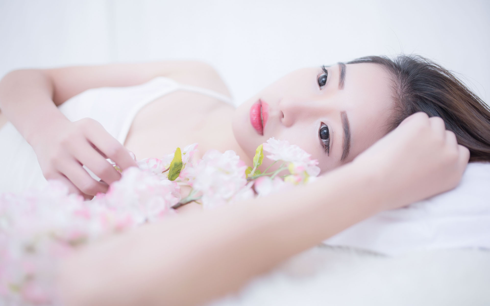 国产又大又猛又粗又黄的视频午夜影视不用充钱的免费|丰满少妇午夜性开放av|丝袜精品国产_亚洲国产日韩综合v在线|欧美一区二区在线免费观看|国产亚洲视频不卡在线观看|亚日韩精品一区二区三区免费|湘巴藏戏的希望，跟着小小的身影往前奔！